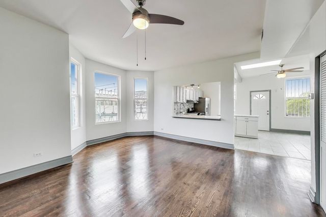 737 E 50th Street 4, Chicago, IL 60615