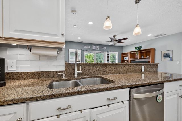 169 27TH AVENUE N, St Petersburg, FL 33704