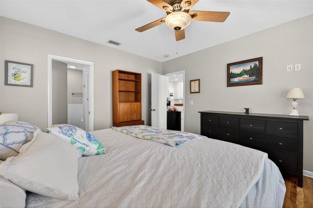 169 27TH AVENUE N, St Petersburg, FL 33704