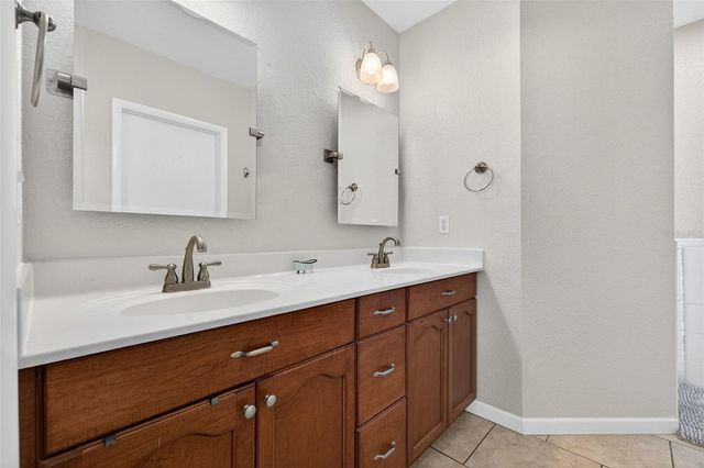 169 27TH AVENUE N, St Petersburg, FL 33704