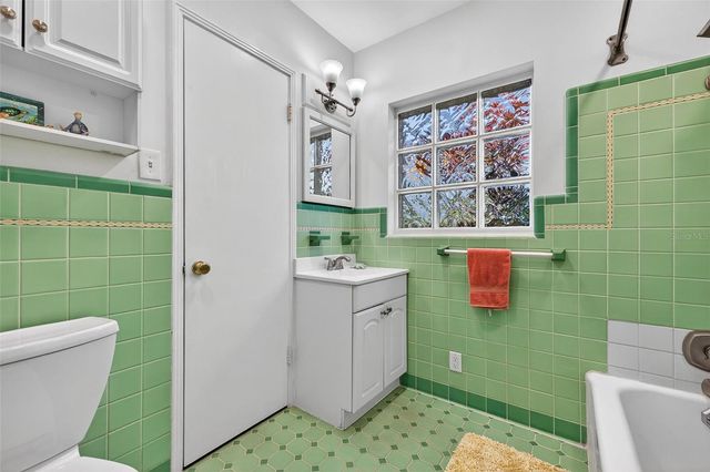 169 27TH AVENUE N, St Petersburg, FL 33704