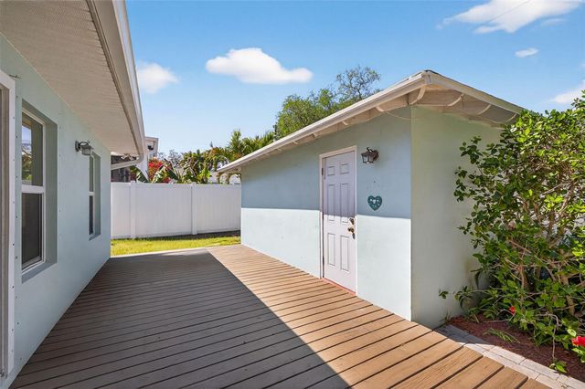 169 27TH AVENUE N, St Petersburg, FL 33704