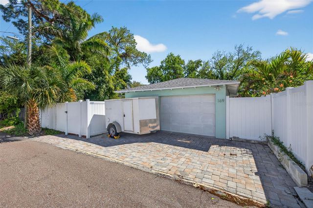 169 27TH AVENUE N, St Petersburg, FL 33704