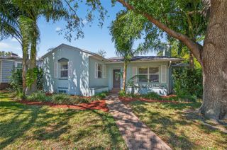 169 27TH AVENUE N, St Petersburg, FL 33704