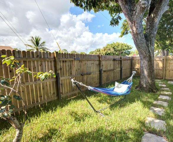 434 58th Street, West Palm Beach, FL 33407