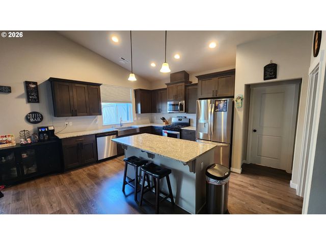 1130 Ne 17TH St, Battle Ground, WA 98604