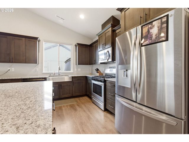 1130 Ne 17TH St, Battle Ground, WA 98604