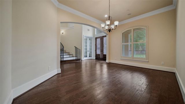 4518 Holt Street, Bellaire, TX 77401