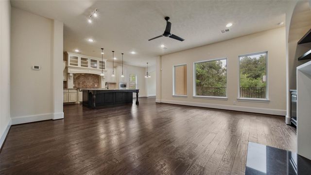 4518 Holt Street, Bellaire, TX 77401