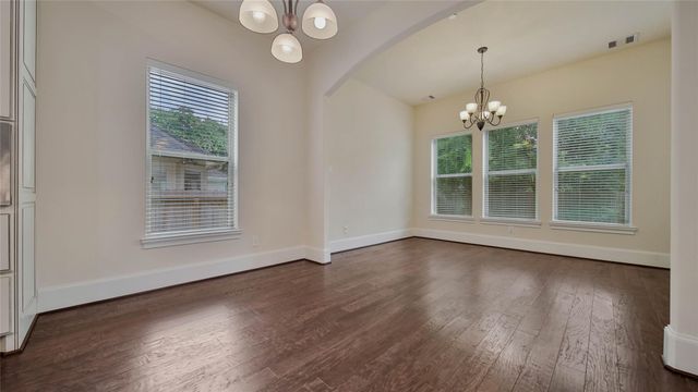4518 Holt Street, Bellaire, TX 77401