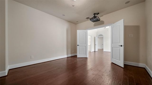 4518 Holt Street, Bellaire, TX 77401