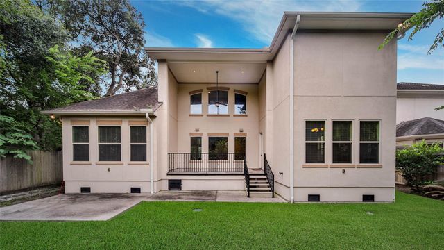 4518 Holt Street, Bellaire, TX 77401
