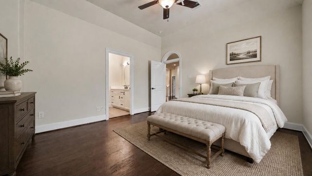 4518 Holt Street, Bellaire, TX 77401