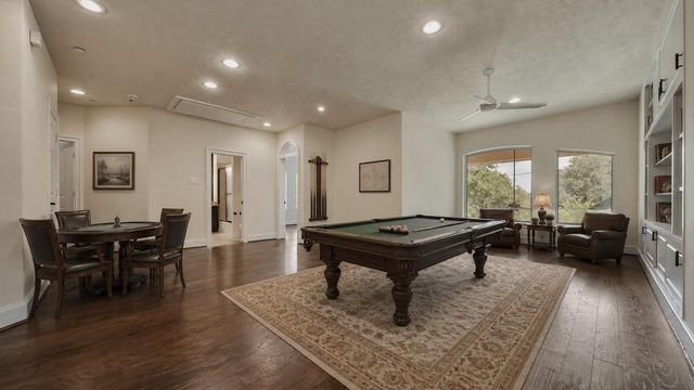 4518 Holt Street, Bellaire, TX 77401