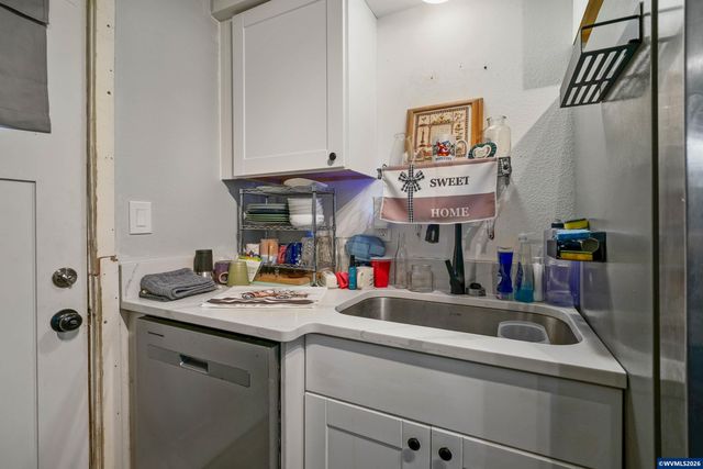 7347 SE 86th Av, Portland, OR 97266