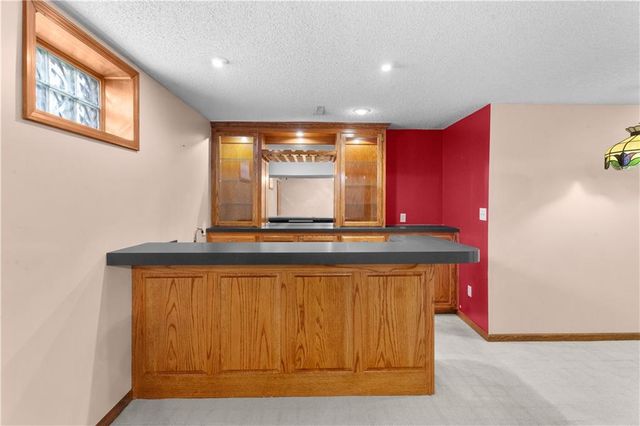 2421 NW Leann Drive, Blue Springs, MO 64014