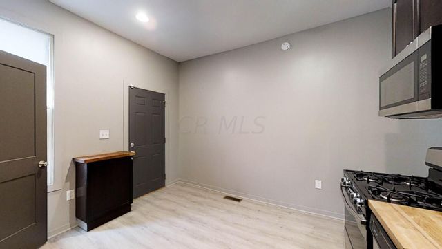 1242 E Mound Street, Columbus, OH 43205