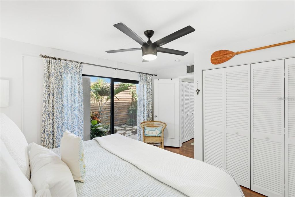 Image 17 of property listing at 6147 43RD STREET W 3, Bradenton, FL 34210