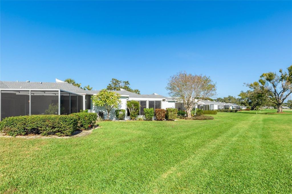 Image 32 of property listing at 6147 43RD STREET W 3, Bradenton, FL 34210