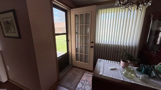 34300 Sycamore Drive, Fraser, MI 48026