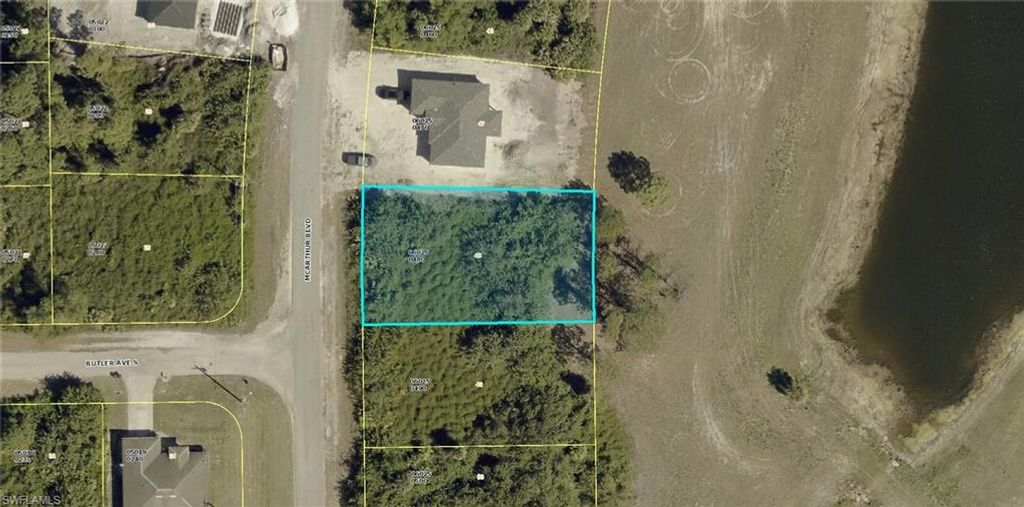 385 McArthur BLVD, LEHIGH ACRES, FL 33974 — exterior
