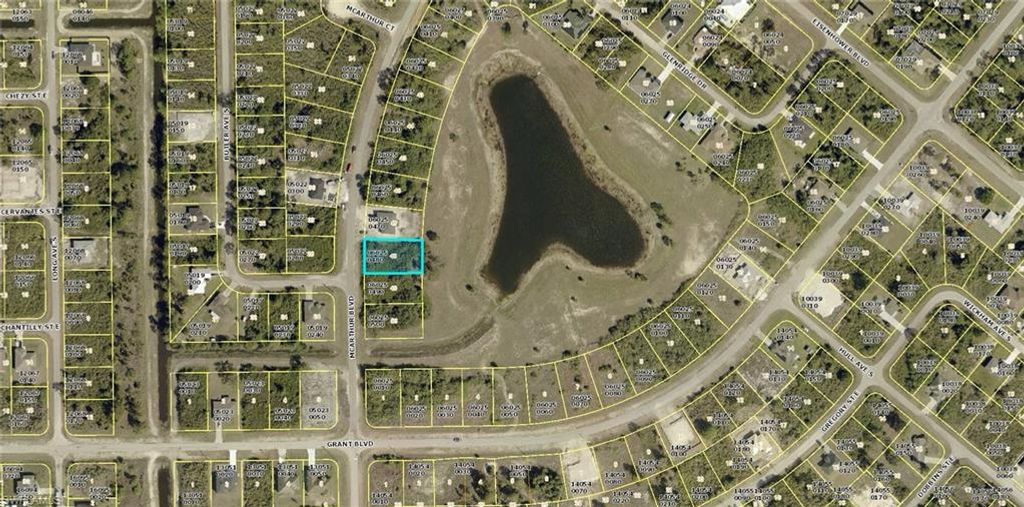 385 McArthur BLVD, LEHIGH ACRES, FL 33974 — photo 2