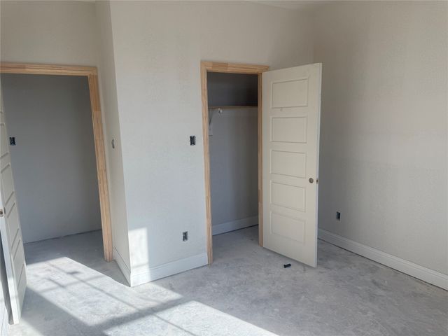 707 Bass Lake Lane, Cleburne, TX 76033