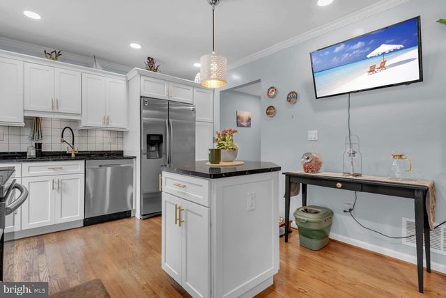 1154 RIVERBOAT CT, Annapolis, MD 21409