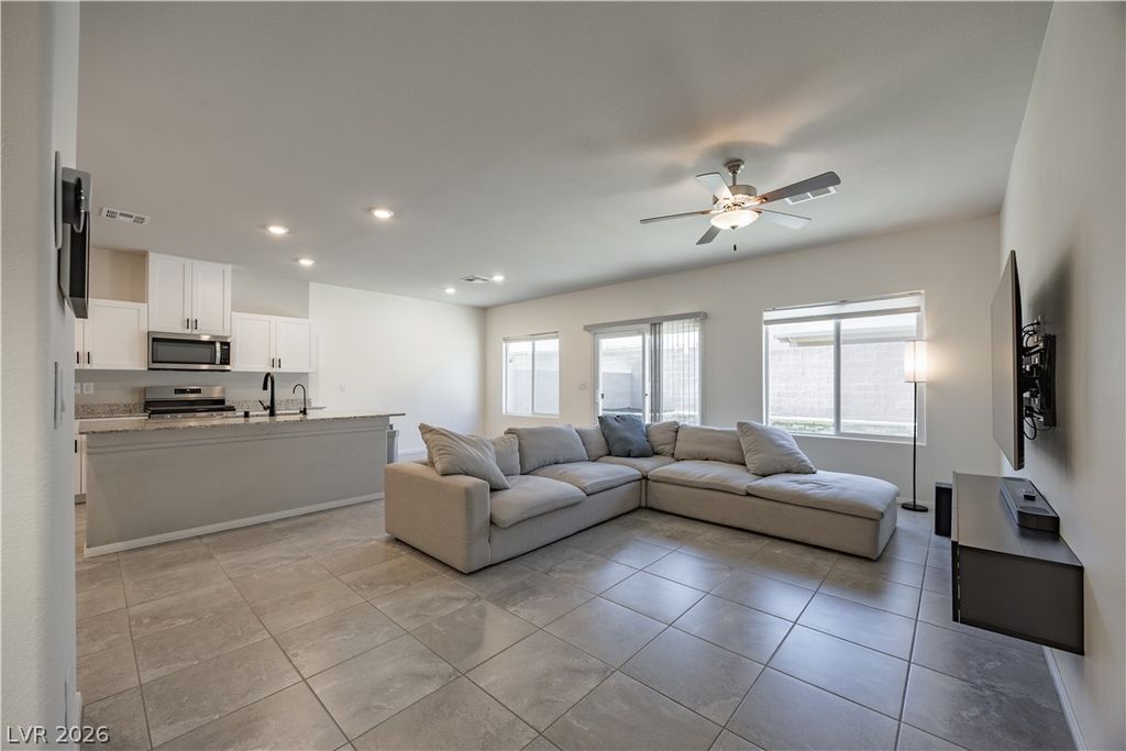 3760 Ramura Avenue, North Las Vegas, NV 89084 — photo 2