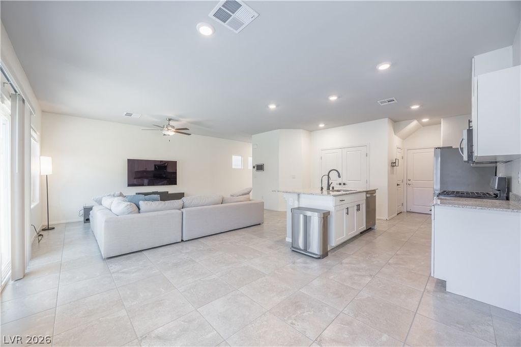 3760 Ramura Avenue, North Las Vegas, NV 89084 — photo 4