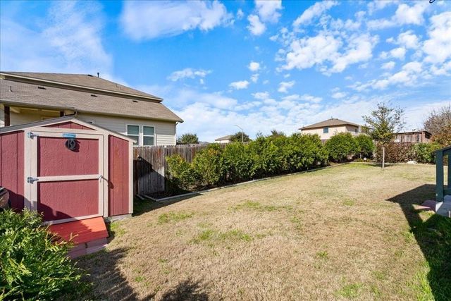 324 Bloomsbury DR, Kyle, TX 78640