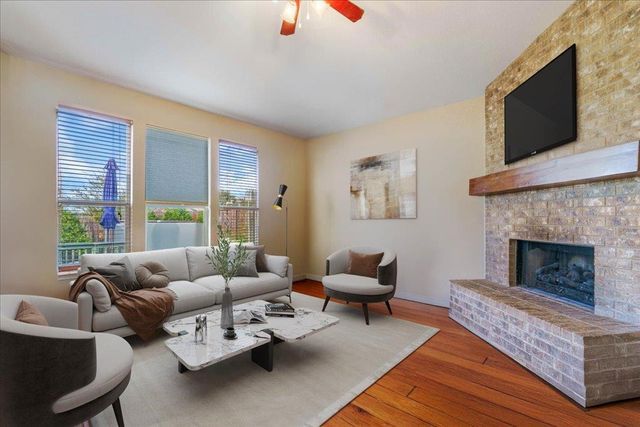 324 Bloomsbury DR, Kyle, TX 78640