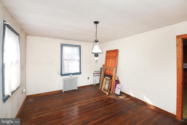 1190 N EASTON RD, Doylestown, PA 18902