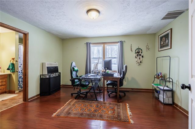 3200 State Route 14, Lyons, NY 14489