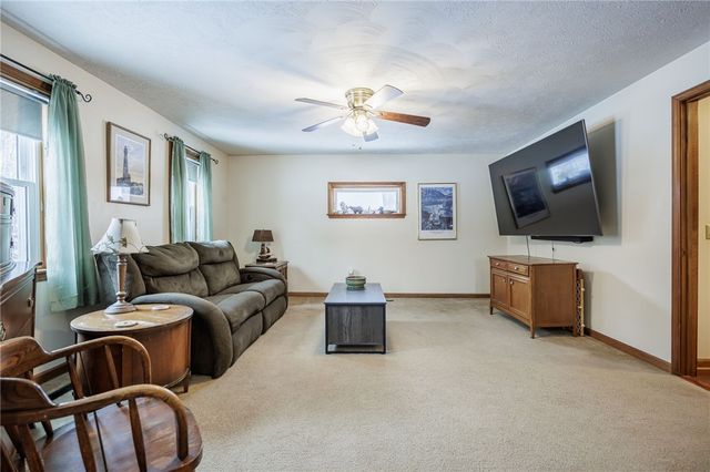 3200 State Route 14, Lyons, NY 14489