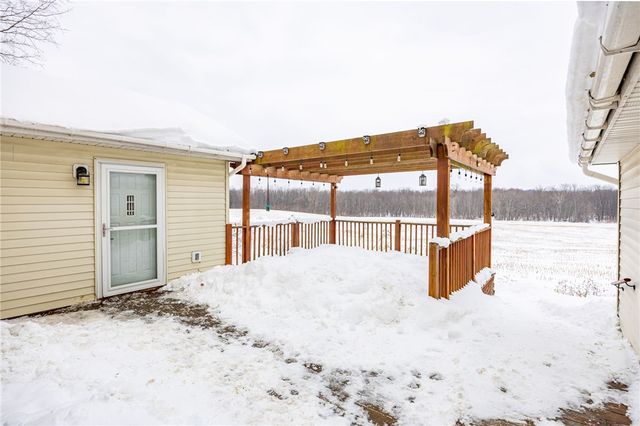 3200 State Route 14, Lyons, NY 14489