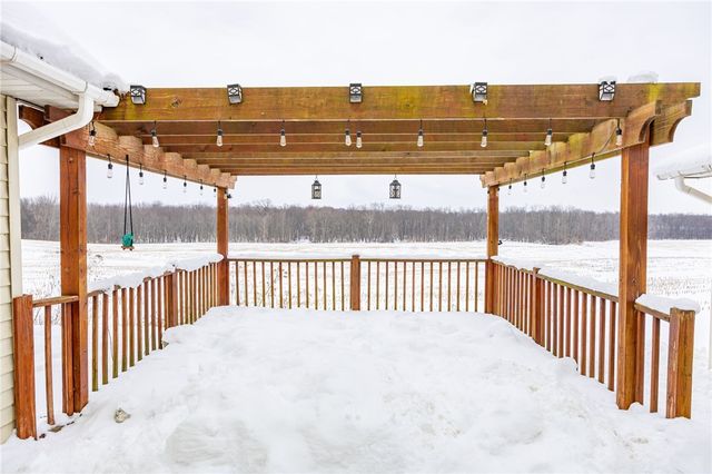 3200 State Route 14, Lyons, NY 14489