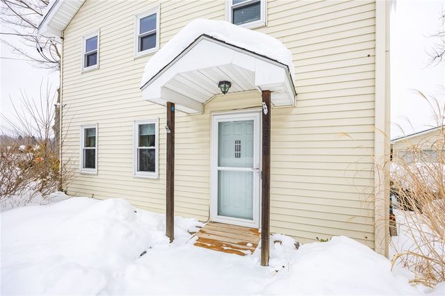 3200 State Route 14, Lyons, NY 14489