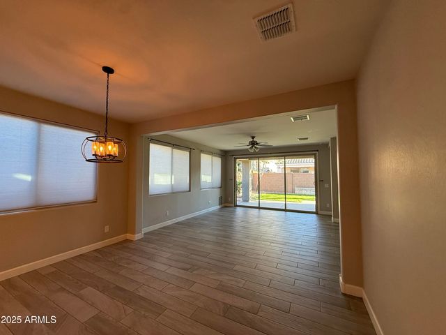 10519 E CORBIN Avenue, Mesa, AZ 85212