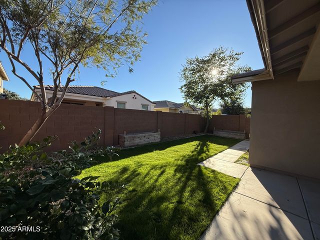 10519 E CORBIN Avenue, Mesa, AZ 85212