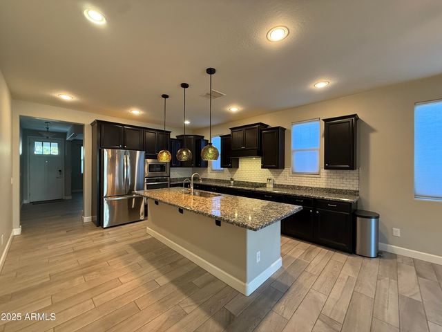 10519 E CORBIN Avenue, Mesa, AZ 85212