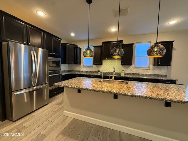 10519 E CORBIN Avenue, Mesa, AZ 85212