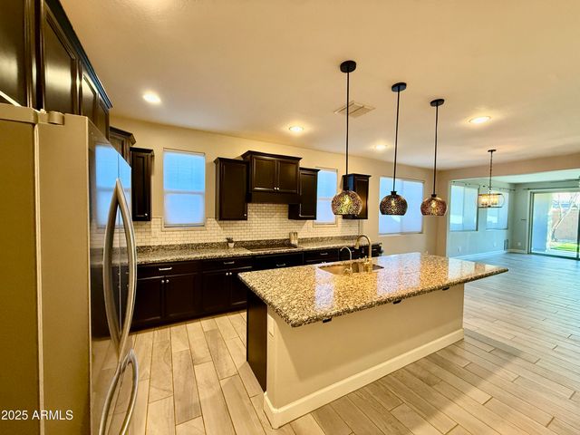 10519 E CORBIN Avenue, Mesa, AZ 85212