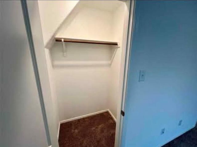 420 Halfmoon DR, Lockhart, TX 78644