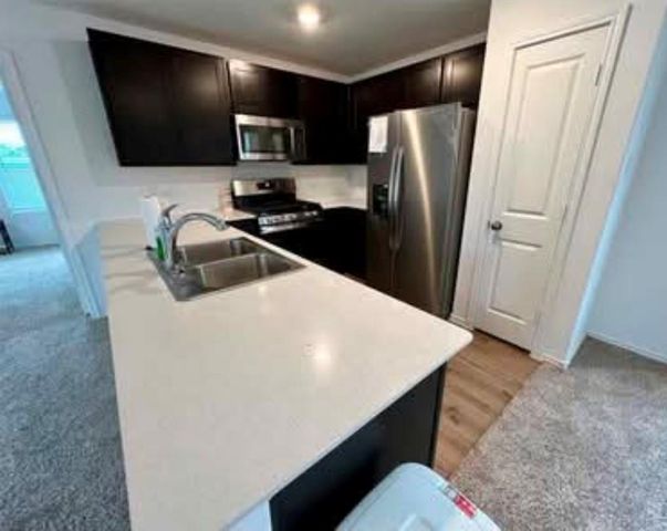 420 Halfmoon DR, Lockhart, TX 78644