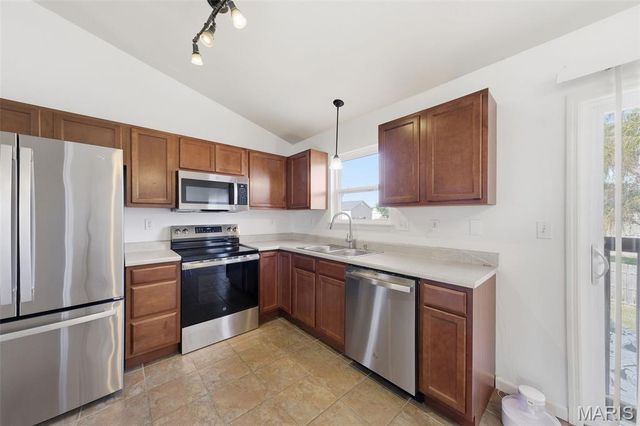 2197 Paige Marie Drive, Warrenton, MO 63383