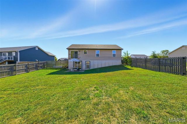 2197 Paige Marie Drive, Warrenton, MO 63383