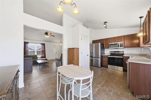 2197 Paige Marie Drive, Warrenton, MO 63383