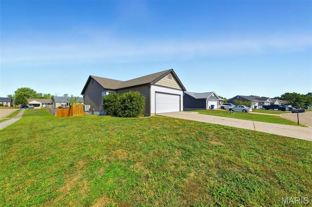 2197 Paige Marie Drive, Warrenton, MO 63383