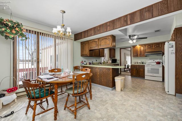 5804 Mccartney Road, Sandusky, OH 44870